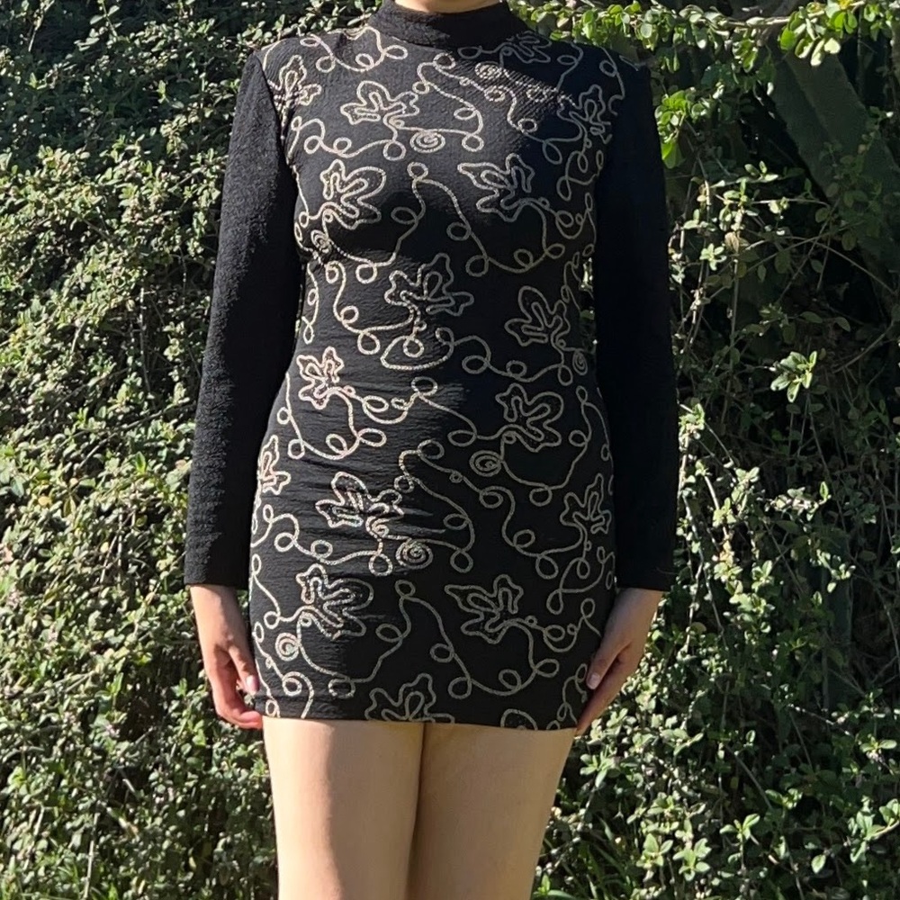 Black and Cream Patterned Long Sleeve Dress